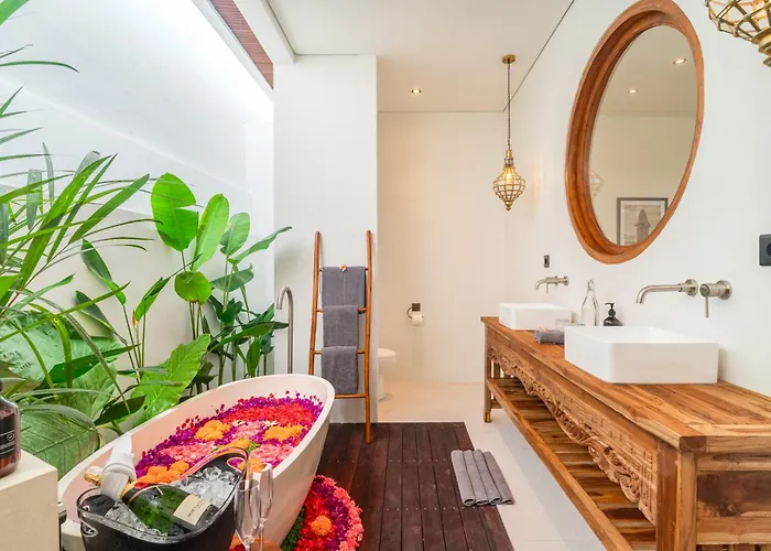 别墅 Sofra 2br Private Pool, 350mbps Wifi- Bingin